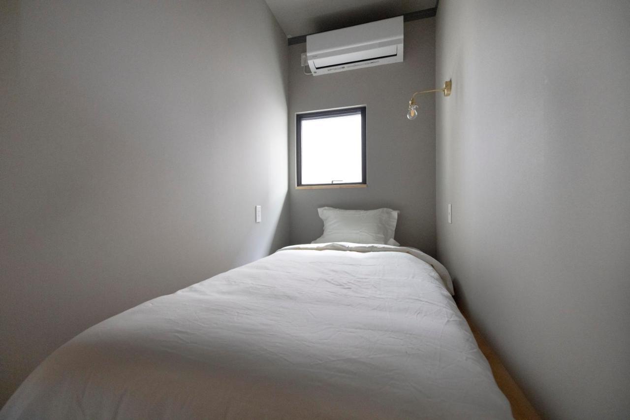 Coliving & Cafe Sando Ιμάμπαρι Εξωτερικό φωτογραφία