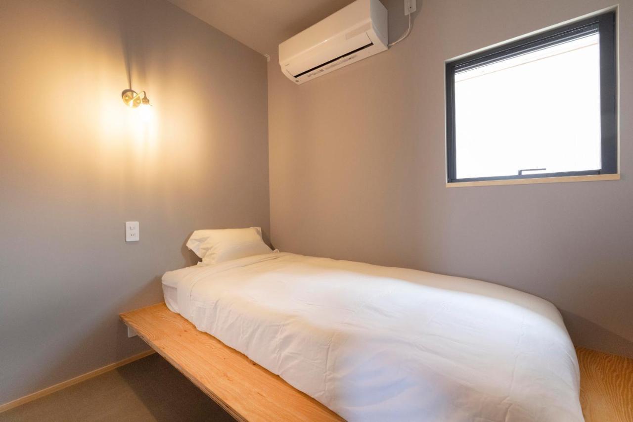 Coliving & Cafe Sando Ιμάμπαρι Εξωτερικό φωτογραφία